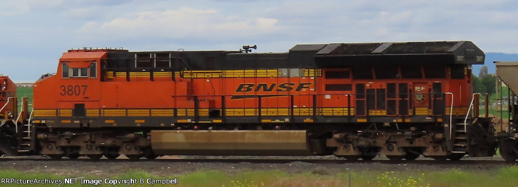 BNSF 3807